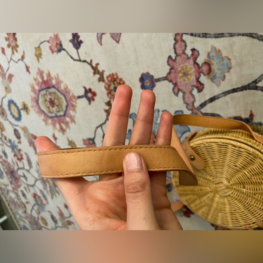 Universal Thread Whicker Circle Crossbody Bag Wit… - image 4